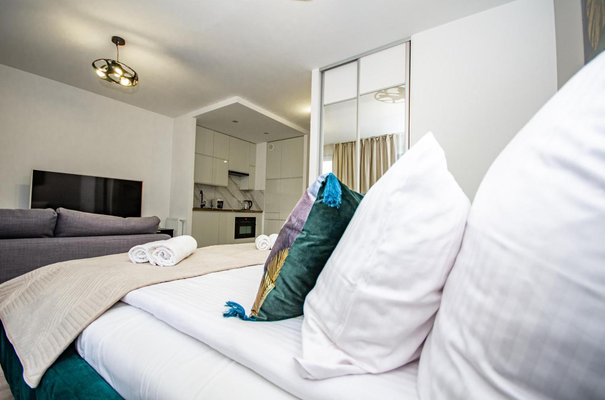 Inpoint Zablocie Modern Apartments For Work&Travel Cracovia Esterno foto