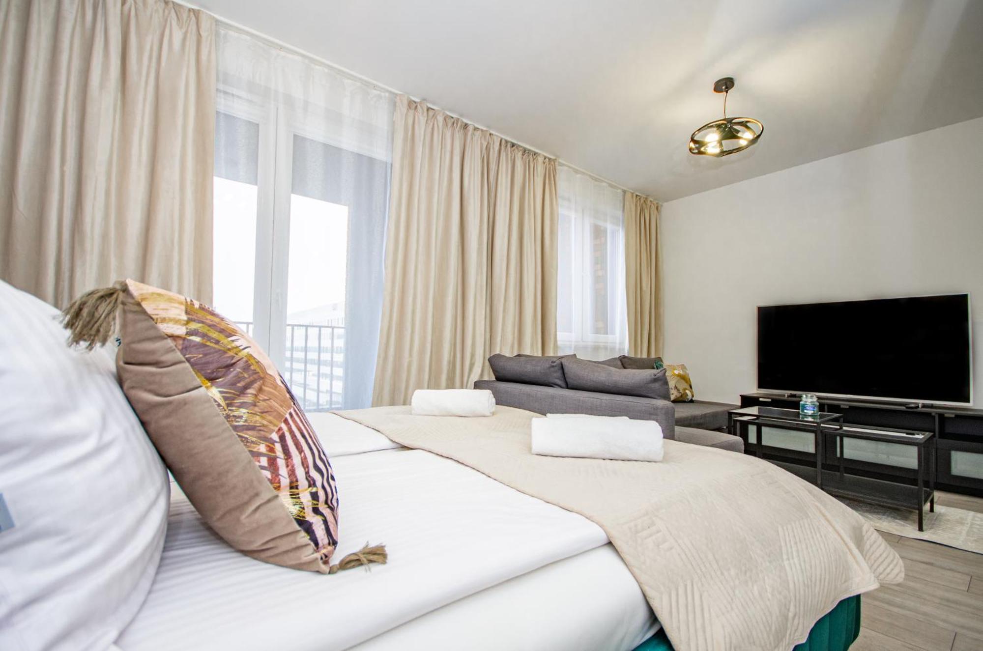 Inpoint Zablocie Modern Apartments For Work&Travel Cracovia Esterno foto